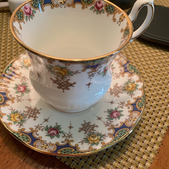 queen’s Dining Queens Fine Bone China Poshmark